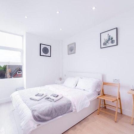 Quiet Cosy Rooms Harrow Eksteriør billede