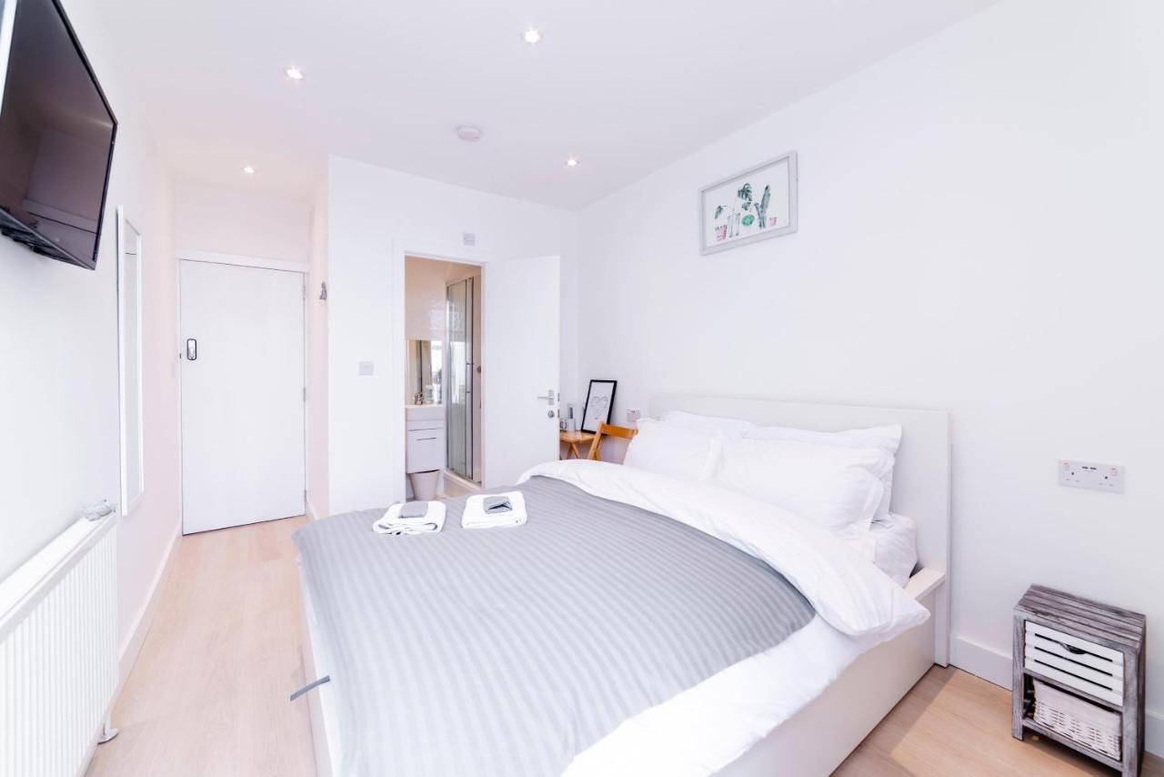 Quiet Cosy Rooms Harrow Eksteriør billede