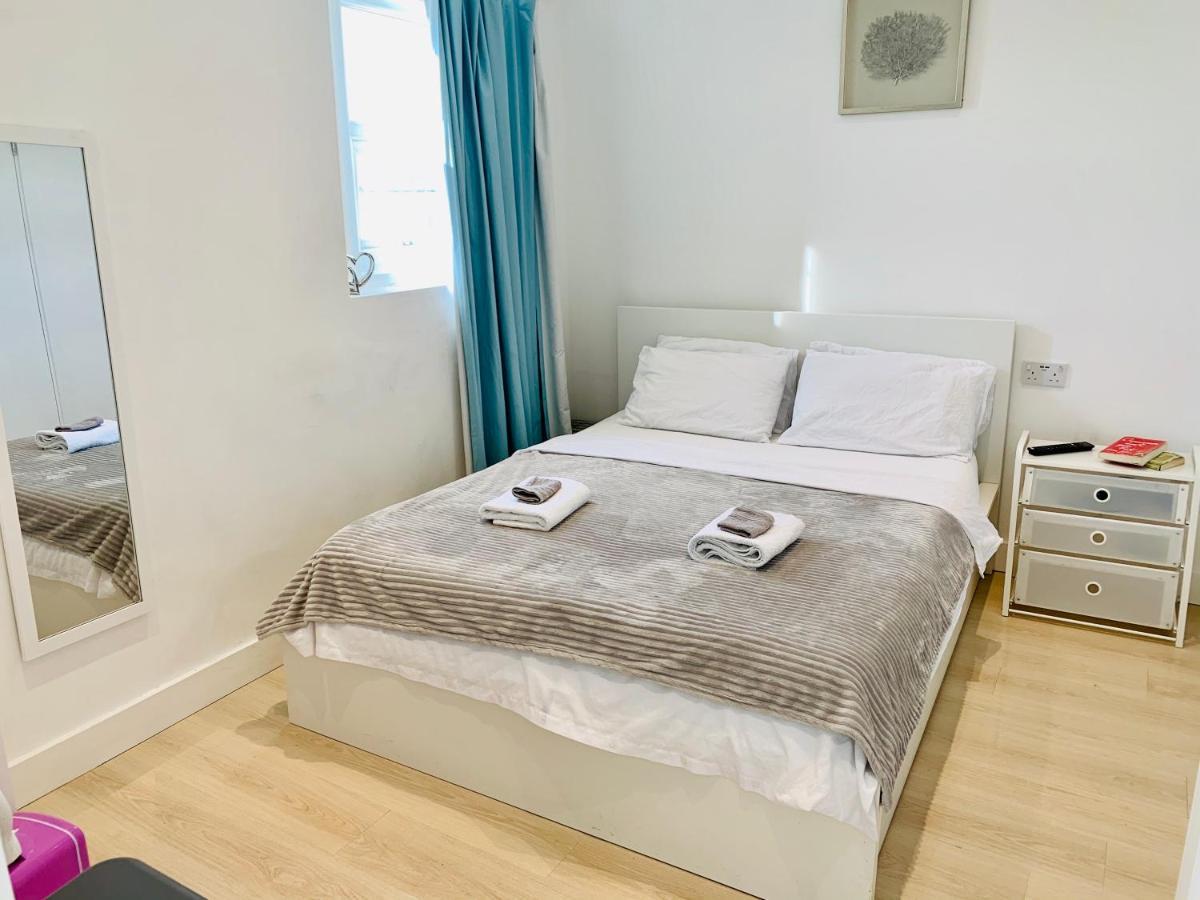 Quiet Cosy Rooms Harrow Eksteriør billede